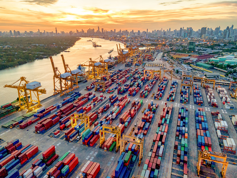 俄罗斯海运港口全景解析从北极门户到远东枢纽 俄罗斯海运港口全景解析从北极门户到远东枢纽