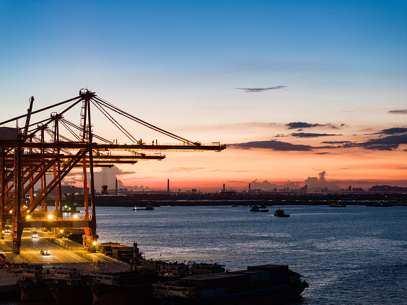 从中国到沙特的海运价格受多重因素影响无法给出固定数值 从中国到沙特的海运价格受多重因素影响无法给出固定数值