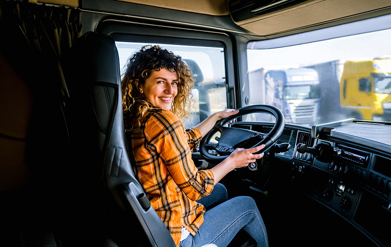 中国上海到荷兰经济小包一件代发费用是多少