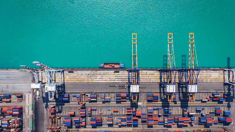 中国重庆到新加坡快递（DHL/FedEx）跨境代发费用是多少