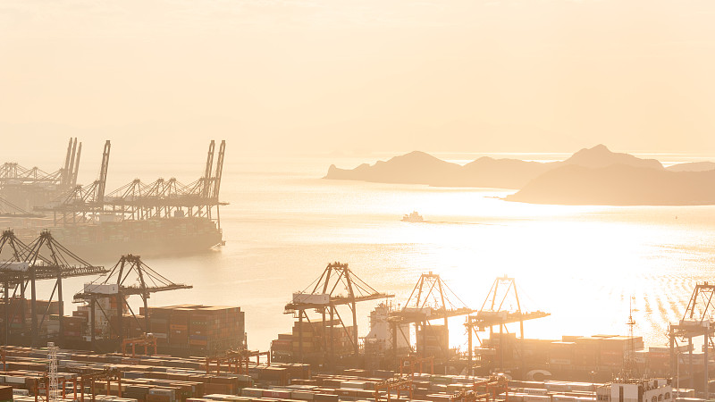 中国上海到荷兰鹿特丹专线物流海外代发费用是多少
