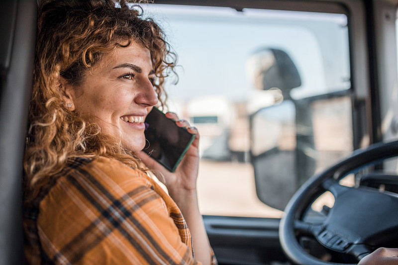 中国浙江宁波到阿联酋快递(DHL/FedEx)全球代发多少钱 中国浙江宁波到阿联酋快递(DHL/FedEx)全球代发多少钱