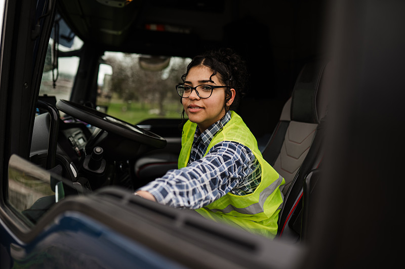 中国广东佛山到澳大利亚专线物流海外代发配送费