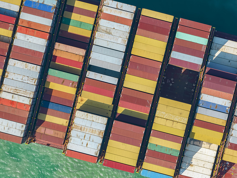 中国广东深圳到英国—利物浦快递（DHL/FedEx）跨境代发运输费