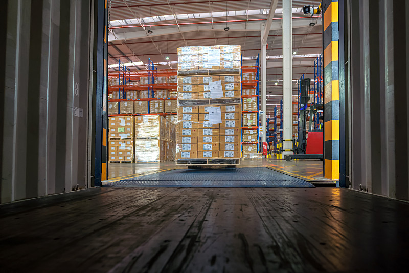 中国陕西西安到德国汉堡快递（DHL/FedEx）一件代发费用是多少