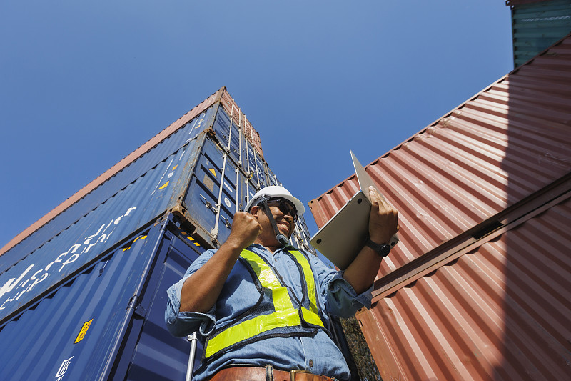 中国浙江宁波到新加坡专线物流跨境代发多少钱