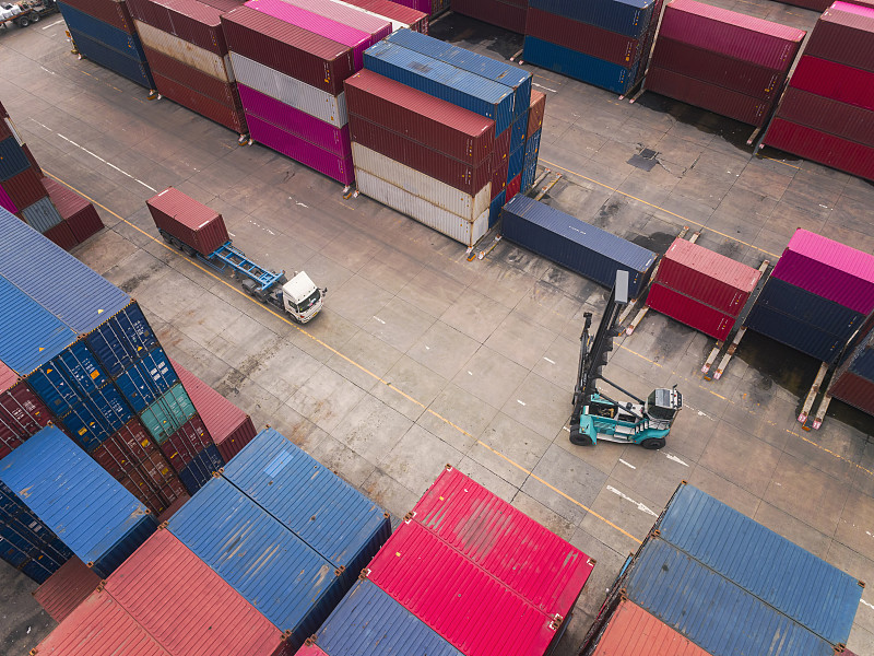 中国广东佛山到马来西亚专线物流海外代发费用