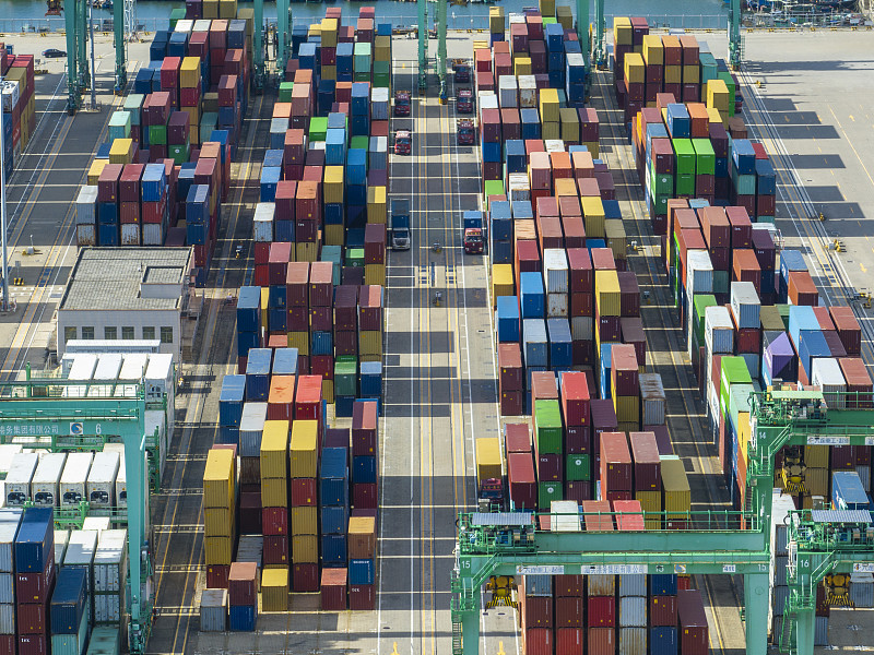 中国湖北武汉到俄罗斯专线物流海外代发费用是多少 中国湖北武汉到俄罗斯专线物流海外代发费用是多少