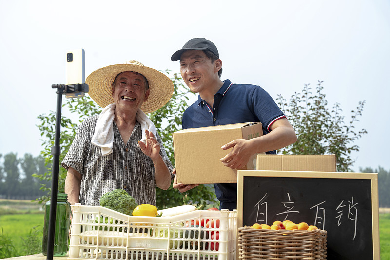 江苏无锡到荷兰阿姆斯特丹服装快反代发空运