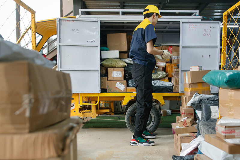 吉林省长春到埃及亚历山大跨境邮政代发空运