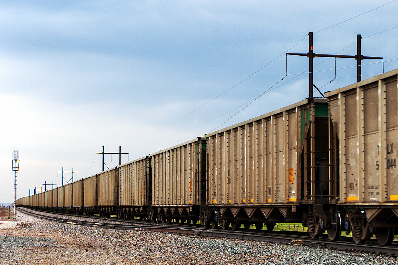 山东烟台到芬兰赫尔辛基客机腹舱带货代发
