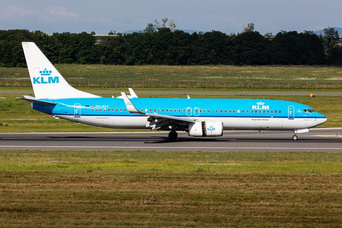 上海宙港物流有限公司