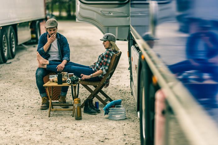 鄂尔多斯市鸿棋物流有限公司