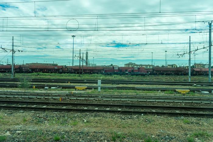 广州市港运物流有限公司