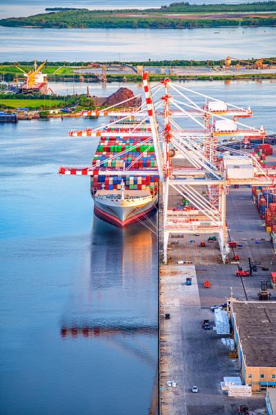 甘肃龙马物流有限责任公司