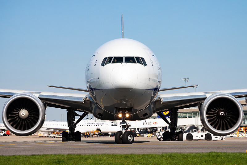 中国海口到伊魁特(Iqaluit)的德力西测电笔采用国际多式联运14天配送到