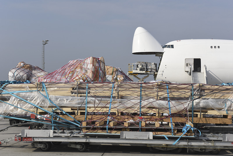大连到加拿大莱斯布里奇(Lethbridge)的平底锅采用拼货空运8天配送到 大连到加拿大莱斯布里奇(Lethbridge)的平底锅采用拼货空运8天配送到