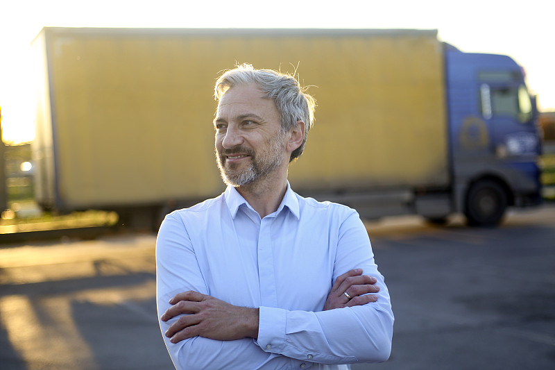 石灰运用中国重庆海空联运发往加拿大尼亚加拉瀑布城