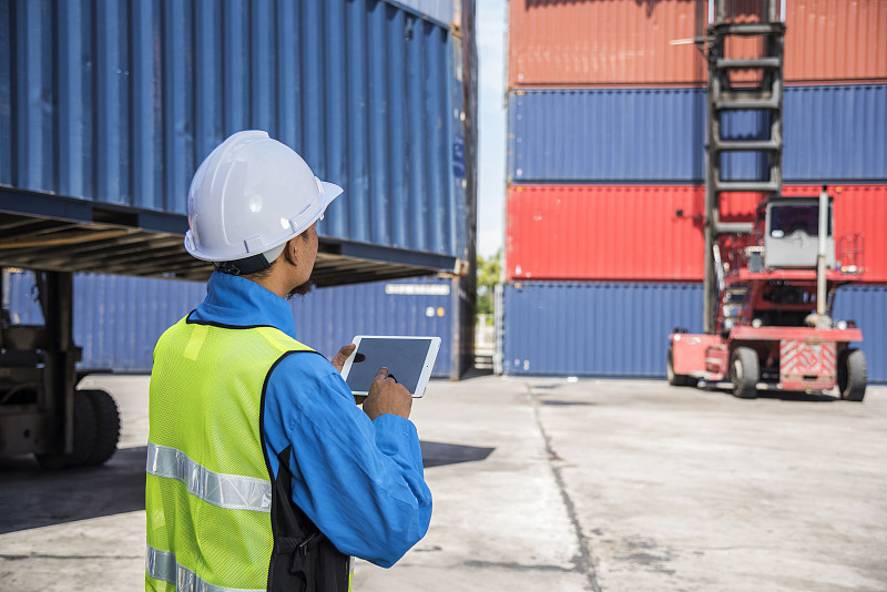 剃须泡沫采纳中国义乌散货船运输配达加拿大温哥华