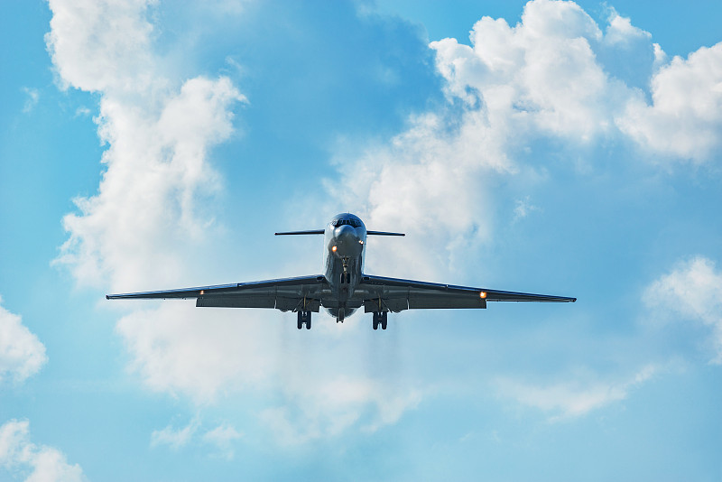 中国上海至加拿大蒙克顿(Moncton)的易切削钢使用空运派送5天内送达