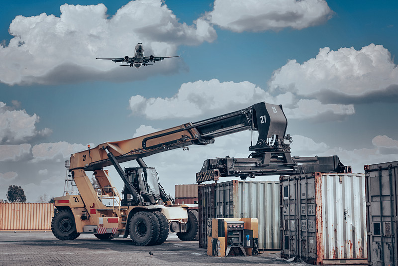 南京到加拿大哈利法克斯(Halifax)的药膏采用国际空运15天速递到