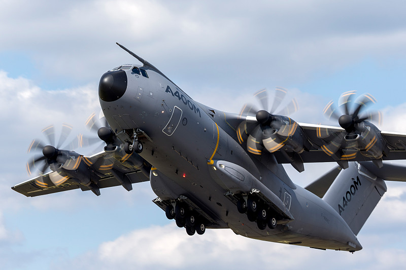 智能手环表带通过中国深圳国际空运专线送达加拿大温尼伯 智能手环表带通过中国深圳国际空运专线送达加拿大温尼伯