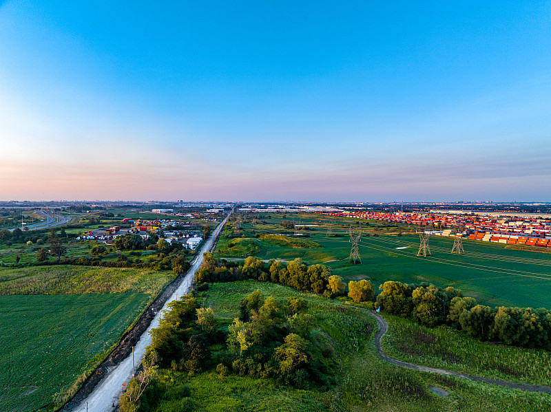 成都到温哥华的酸洗板采用门到门空运13天内送到