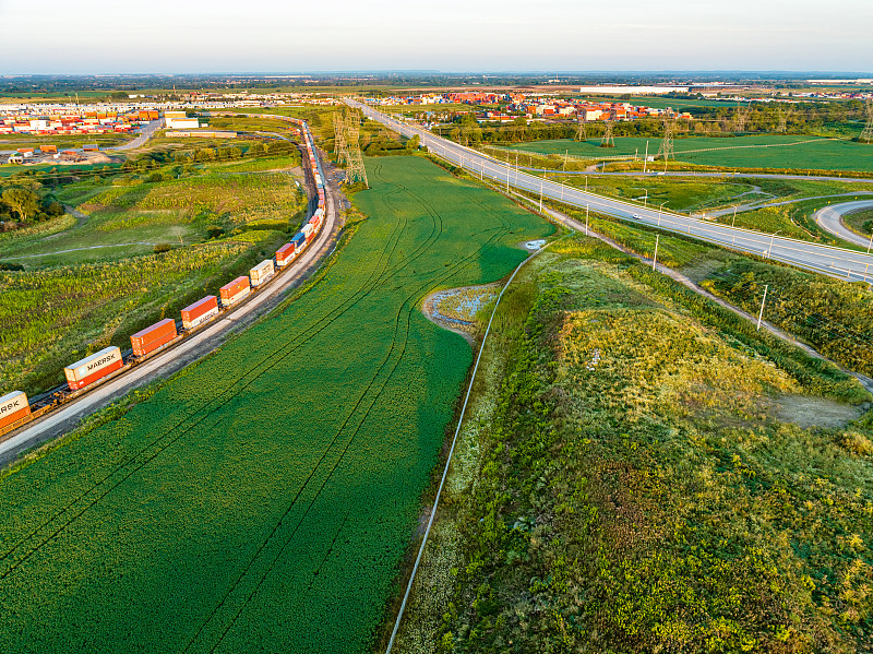 中国广州初级农产品采用加急空运3天内配送到加拿大多伦多（Toronto
