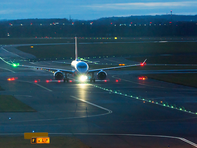成都到温尼伯(Winnipeg)的西安甑糕使用飞机运输15天配送到 成都到温尼伯(Winnipeg)的西安甑糕使用飞机运输15天配送到