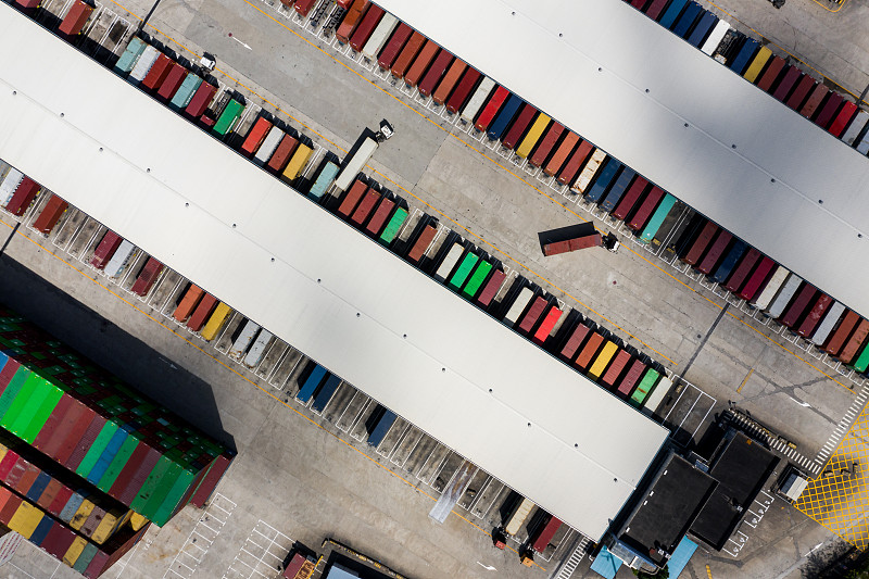 登山杖/徒步鞋/运动背包使用中国香港海上运输送达蒙特利尔 登山杖/徒步鞋/运动背包使用中国香港海上运输送达蒙特利尔