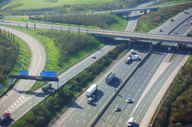 调味品采取中国大连跨境海空联运运输到弗雷德里克顿