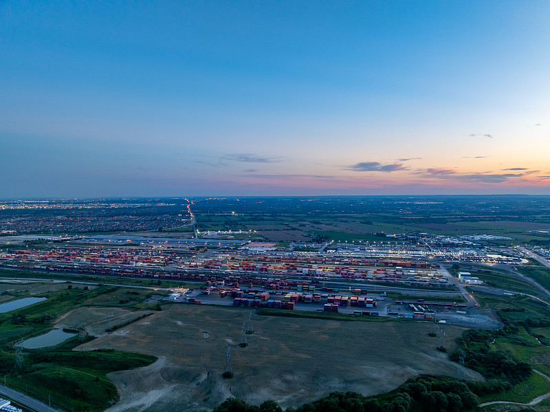 中国北京糖果使用空运物流专线7天送到加拿大萨斯卡通