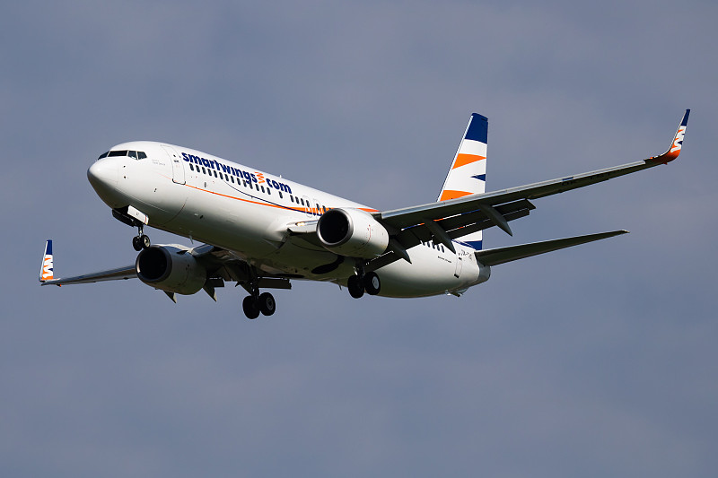 集成电路采纳中国深圳国际航空货运送到埃德蒙顿(Edmonton) 集成电路采纳中国深圳国际航空货运送到埃德蒙顿(Edmonton)