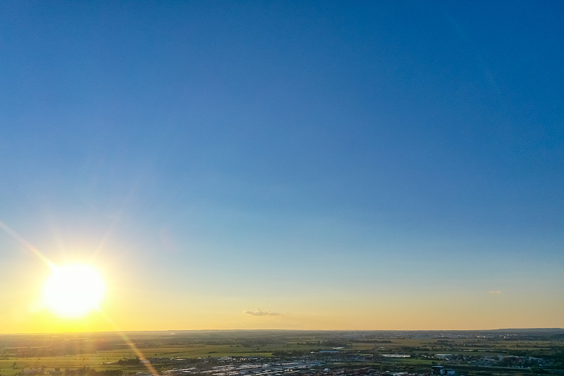 中国杭州发蜡使用飞机运输13天内速递到加拿大高贵林(Coquitlam)