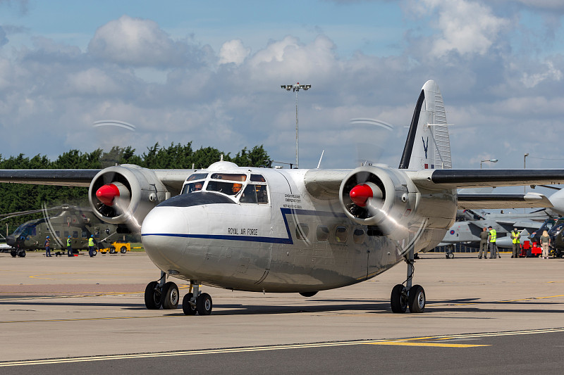 合肥到加拿大萨斯卡通(Saskatoon)的傣族织锦采用多式联运7天送到