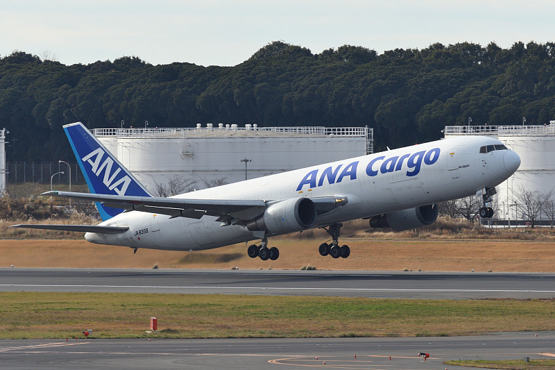 仁和感冒灵颗粒采用长沙跨境联运送达埃德蒙顿(Edmonton)