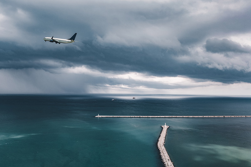 深圳发膜采用空运门到门专线9天配送到圣约翰（SaintJohn）