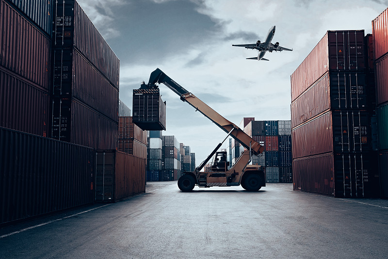 中国重庆到北温哥华的宠物衣服采用跨境海空联运6天送到 中国重庆到北温哥华的宠物衣服采用跨境海空联运6天送到