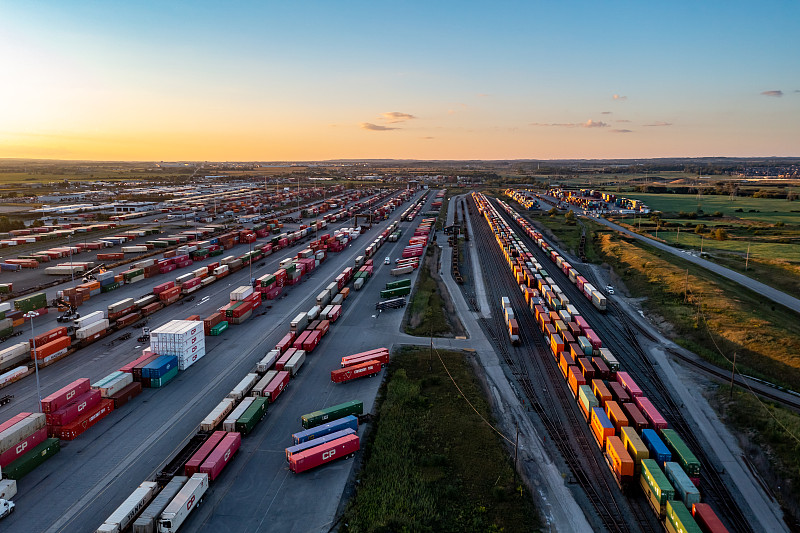 中国大连苹果、柑橘采用拼货空运8天内配送到加拿大多伦多