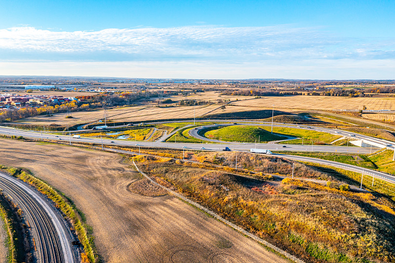 中国海口至乔治王子城的水果切割器/削皮器采用加急空运8天内速递到