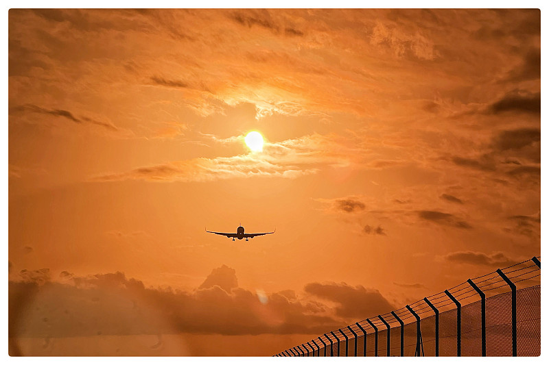 中国厦门浴花球采用普货空运13天送到蒙特利尔(Montreal) 中国厦门浴花球采用普货空运13天送到蒙特利尔(Montreal)