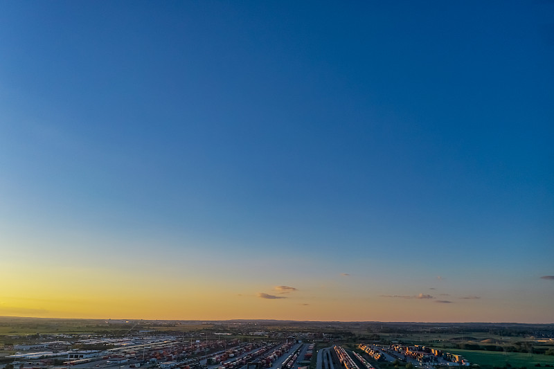 中国合肥电子书阅读器采用空运门到门专线14天送到加拿大多伦多