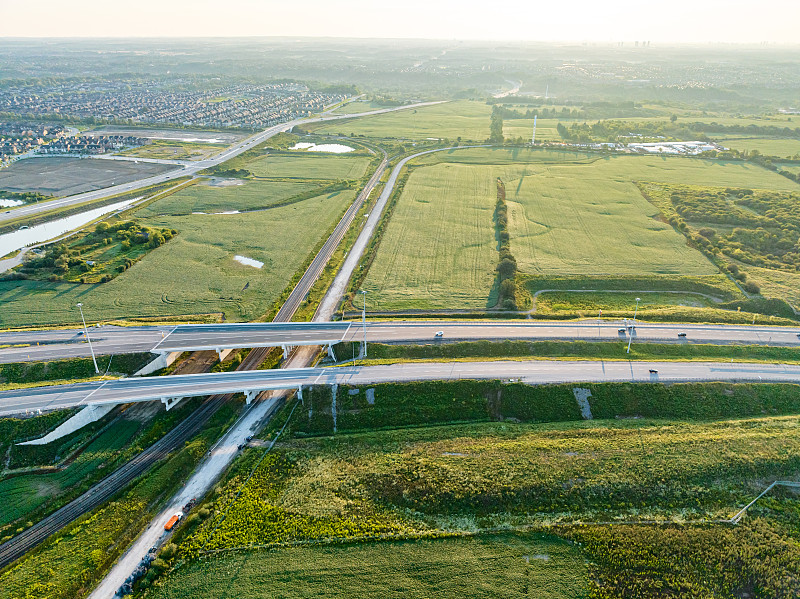 广州津宝萨克斯笛头使用空运物流专线9天送到基奇纳