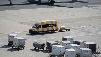 深圳锂电池采用空运快递4天内速递到加拿大里贾纳(Regina)