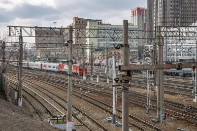 半导体器件应用深圳国际海运准时送达里贾纳