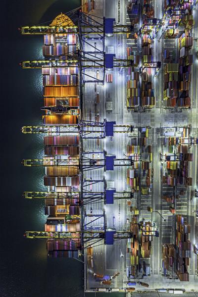 桌面文件柜经过中山FCL海运快送到加拿大温哥华（Vancouver）