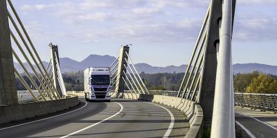 稀土及其制品通过中国大连散货船运输准时送达加拿大圣约翰斯(St.John's)