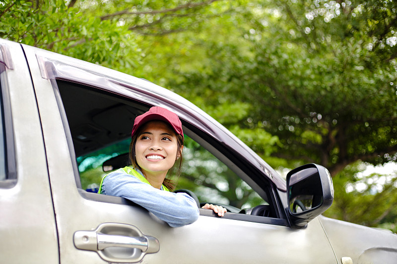 空运发加拿大能送货上门吗