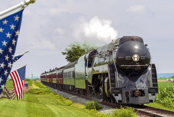 国际物流公司如何优化全球供应链?(国际物流行业面临着严峻的挑战与机遇)