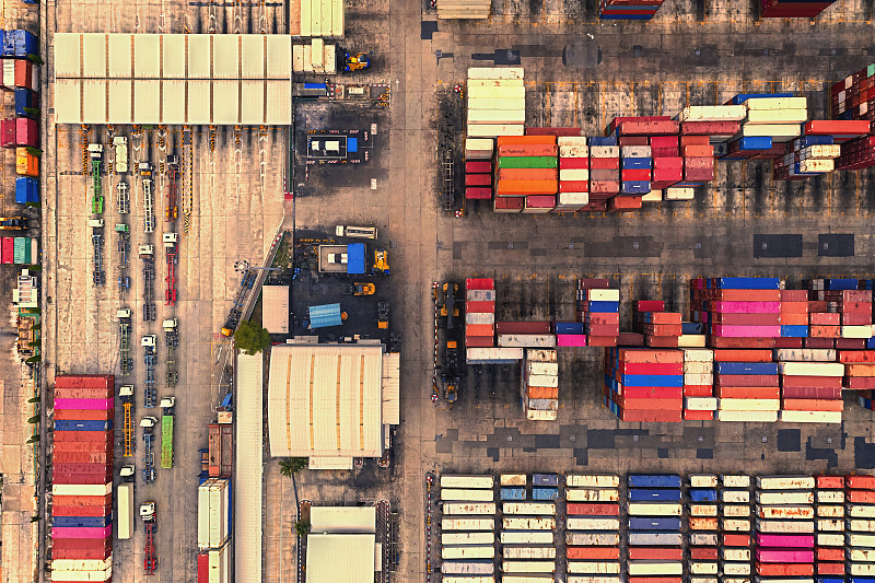 大尺寸液晶显示器空运到美国商业/私人地址